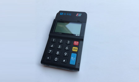 為什么華正龍?zhí)╇p色模具注塑成型會(huì)比別家好？
